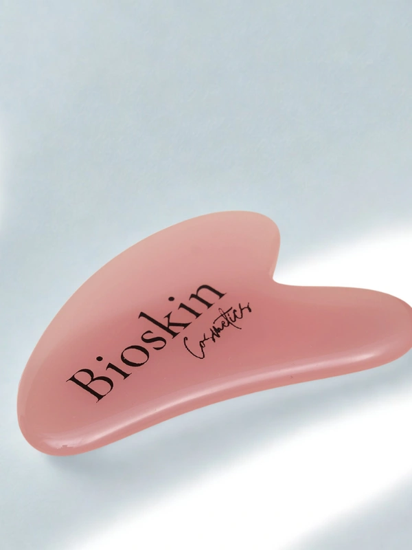 Pierre-de-GUA-SHA-Bioskin-cosmetics