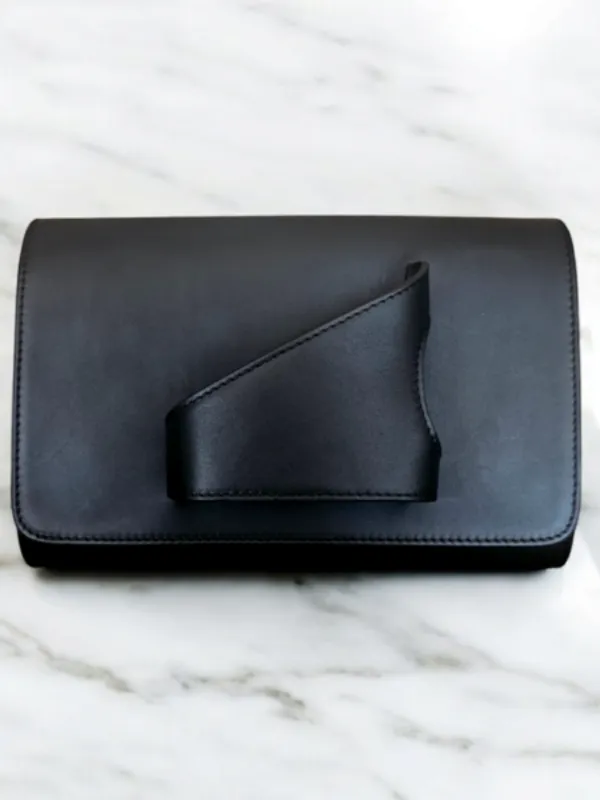 Beretta-Noir-La-bedouine