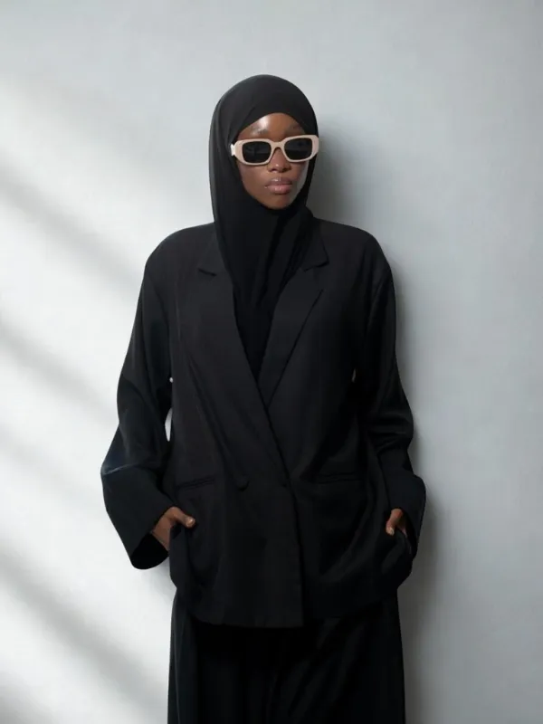 Ensemble-LINEA-noir-M.mconcept-Wear