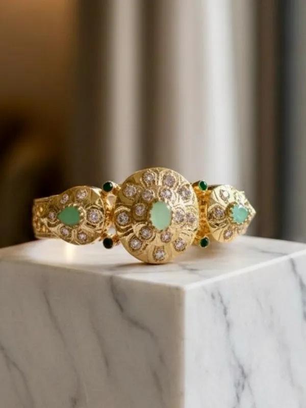 Manchette-jade-royal-Majesty-jewelry