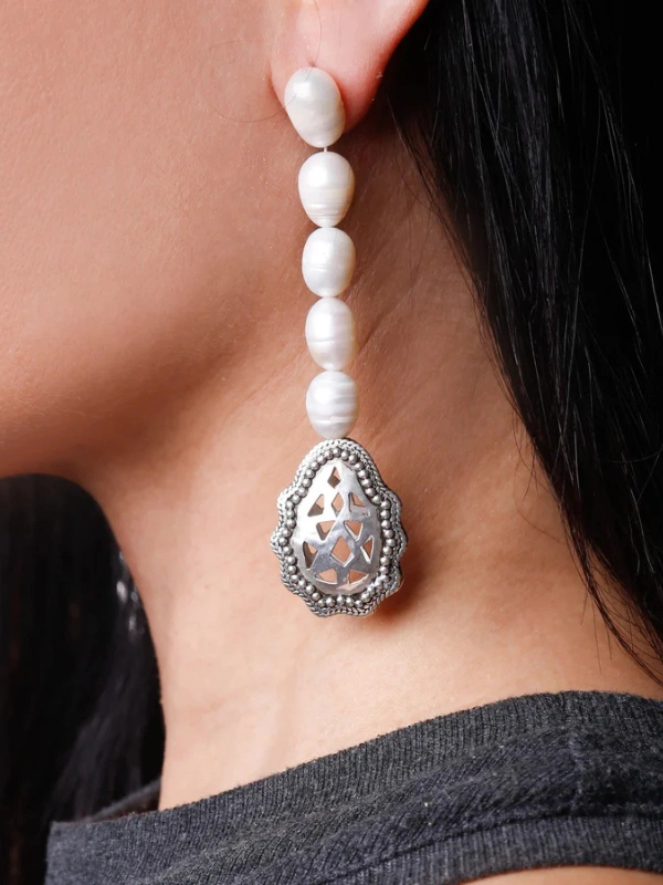 Boucles d’oreilles Pearl Drops Yelli Jewels