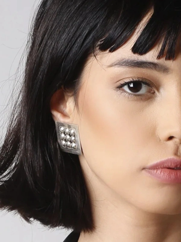 Boucles d’oreilles Square Studs Yelli Jewels