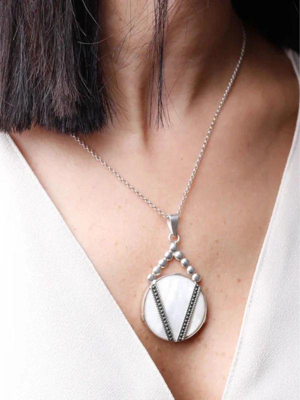 Collier Moonbeam Yelli Jewels