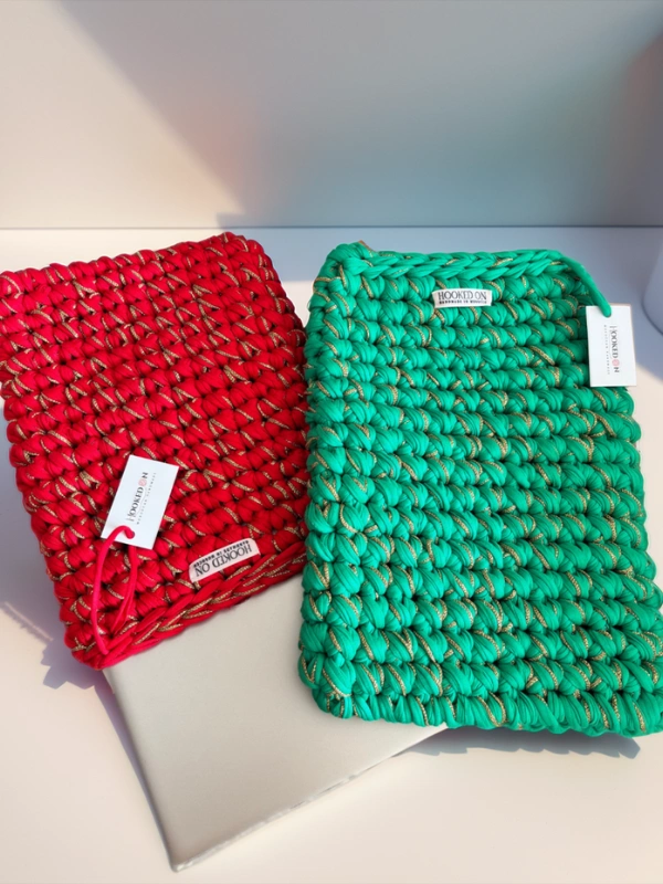 Pochette iPad avec Fil doré/argenté HookedOn