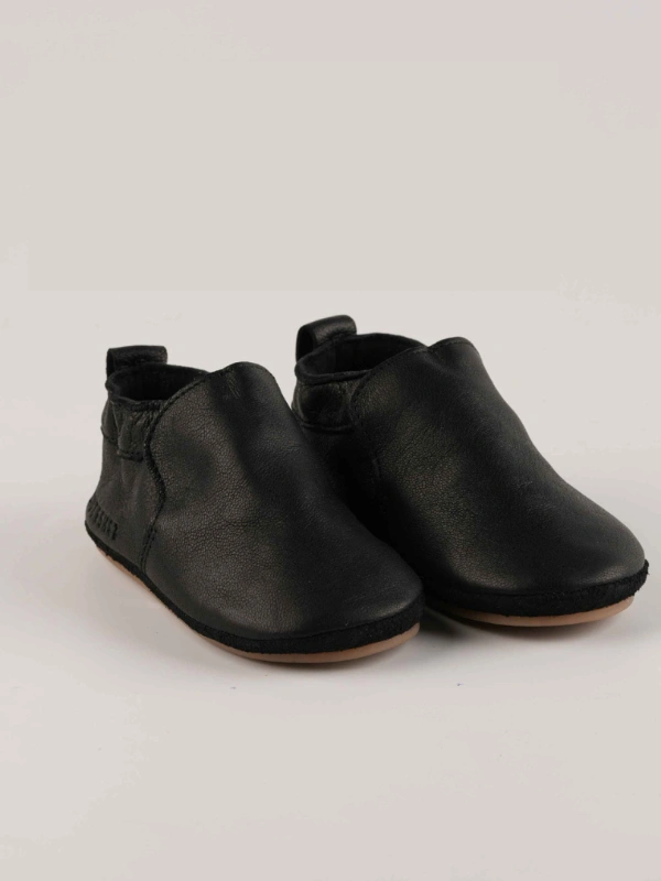 Chaussons Basique Noir Cuteshez