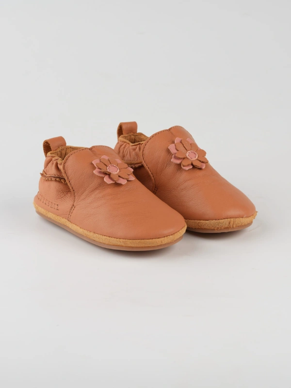 Chaussons Fleur Camel Cuteshez