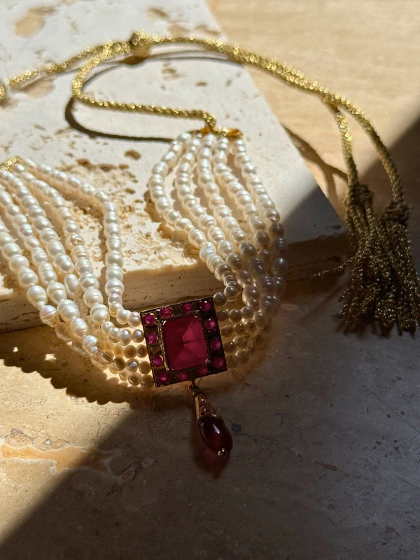 Amira Choker Bordeaux Ava Heritage