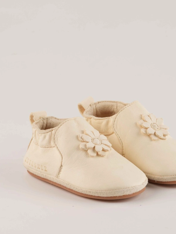 Chaussons Fleur Blanche Cuteshez