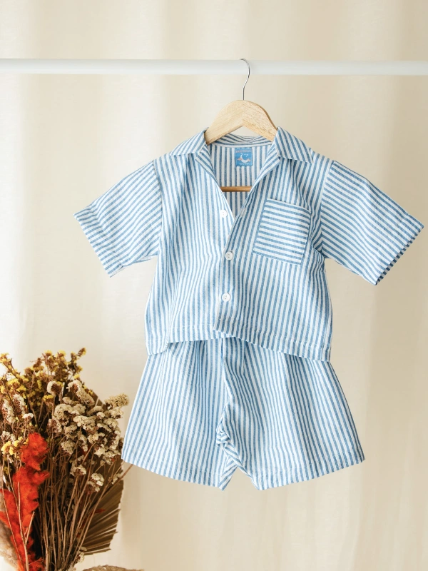 Ensemble 2 Pieces pour Enfant Unisexe Chemisier et Short Rayé Bleu Babybulle