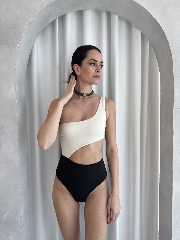 Maillot de bain noir et crème