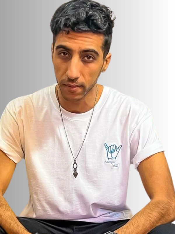 T-shirt-HANYA-[chill]-Yalla-from-the-Bled