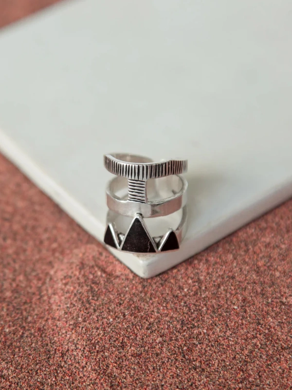 Grey Eben Ring Yelli Jewels