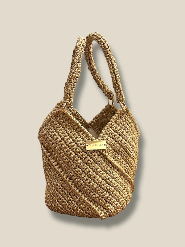 Le Hnia Studio Maisha