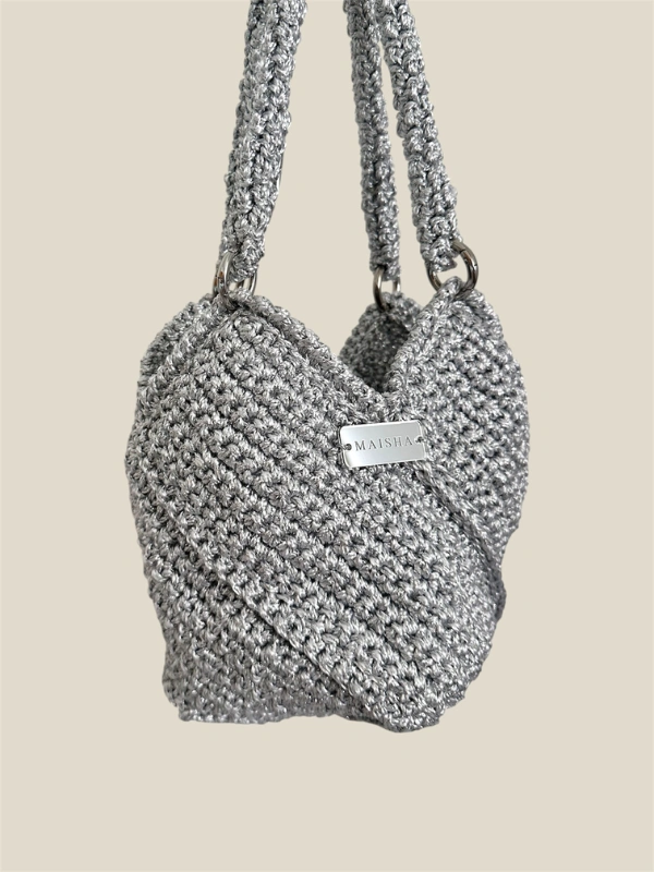 Le Hnia Studio Maisha