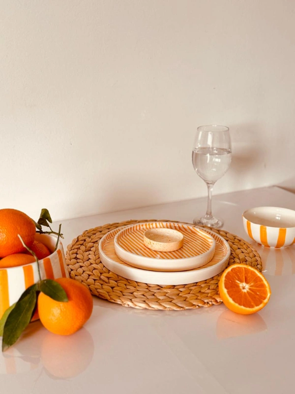 Assiettes-à-rayures-fines-Casa38