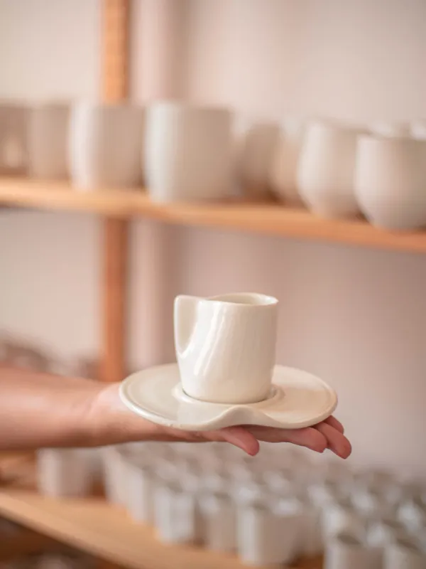 Chicky-Coffee-Cup-emaille-atelier-Milky