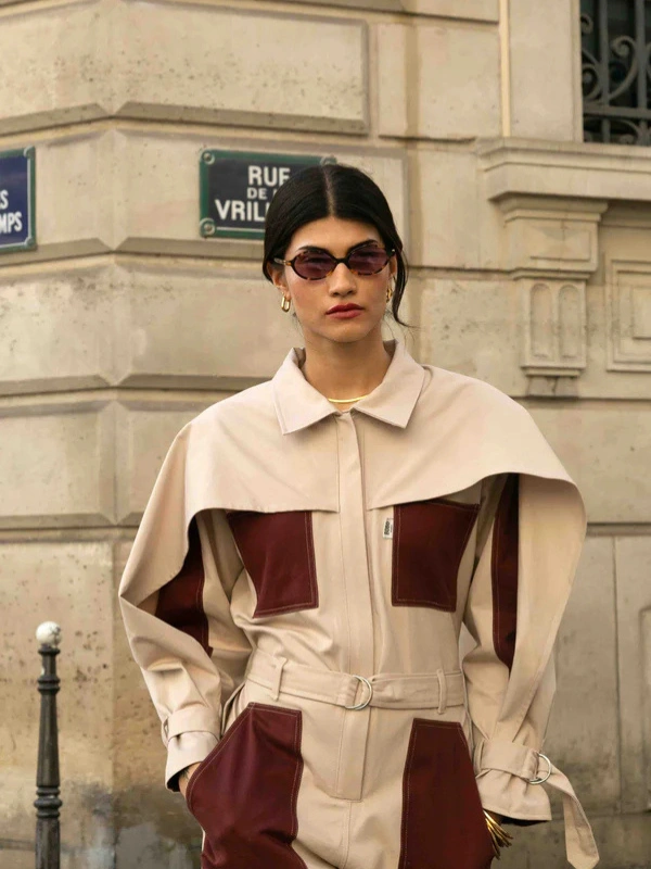 Combinaison cape Jacqueline Beige – Image 4