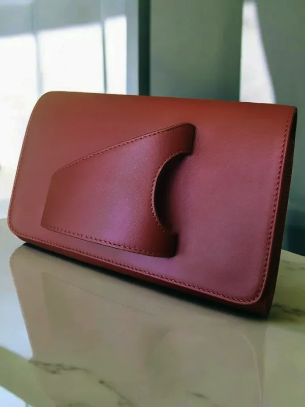 BERETTA-Bordeaux-La-bedouine