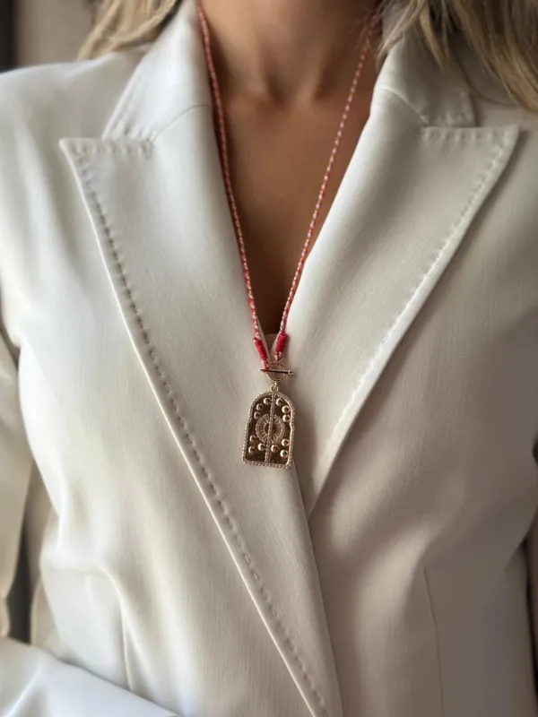 Collier-rouge-majesty-jewelry