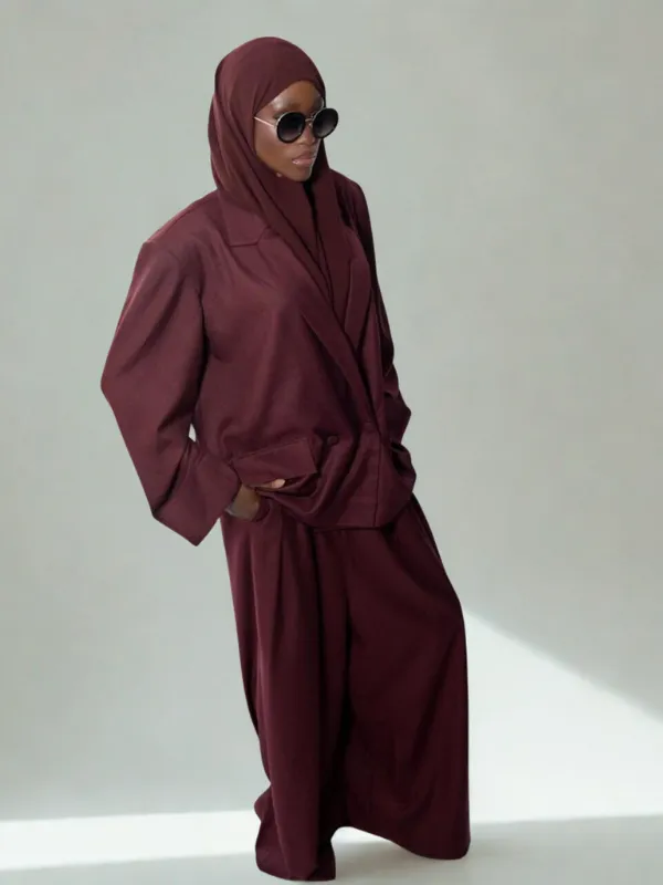 Ensemble-LINEA-Bordeaux-M.mconcept-Wear