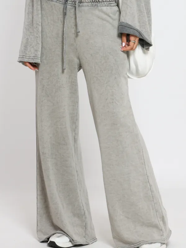 LAZARE-Gris-Lava-Le-Bedouine