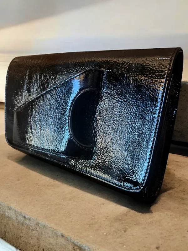 Beretta-Noire-vernis-La-Bedouine