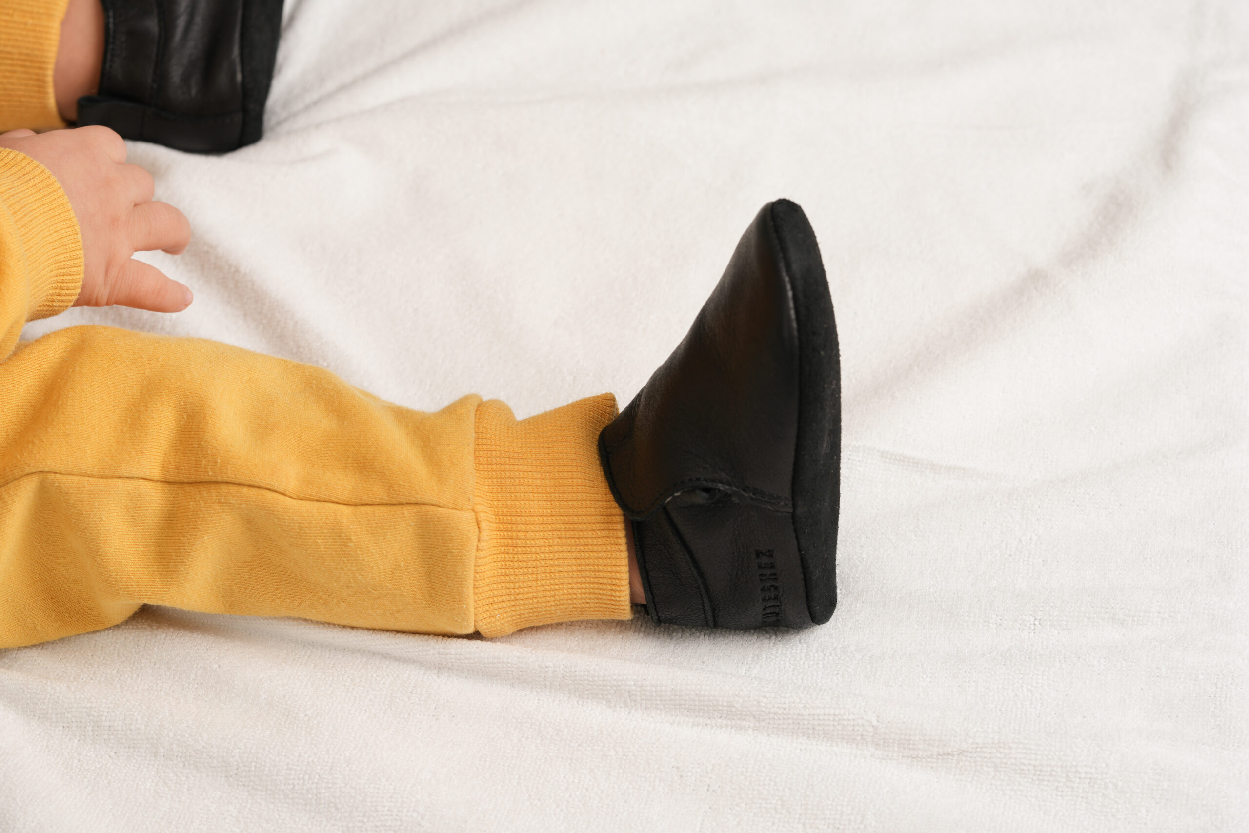 Chaussons Basique Noir – Image 5