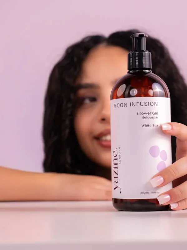 GEL-DOUCHE-–-EXTRAIT-DE-THE-BLANC-YAZINE