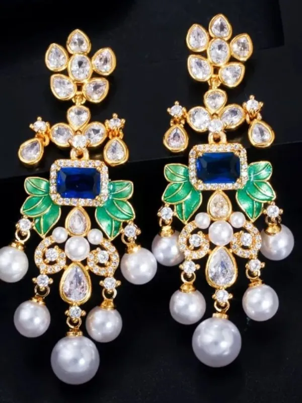 Boucles-doreilles-Cascade-bleu-perlee-Noualis