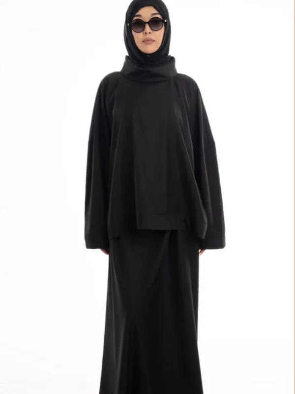 Ensemble-AURA-noir-MM.-Concept-Wear