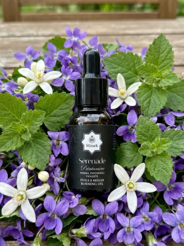 Huile-parfumee-Neroli-Patchouli-Violette-Minek
