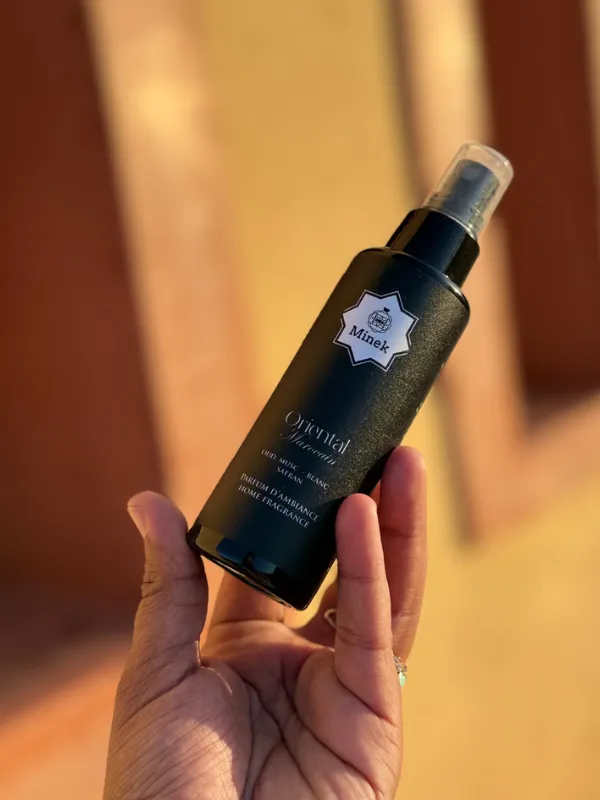 Parfum-dambiance-Oud-Musc-Blanc-Safran-Minek