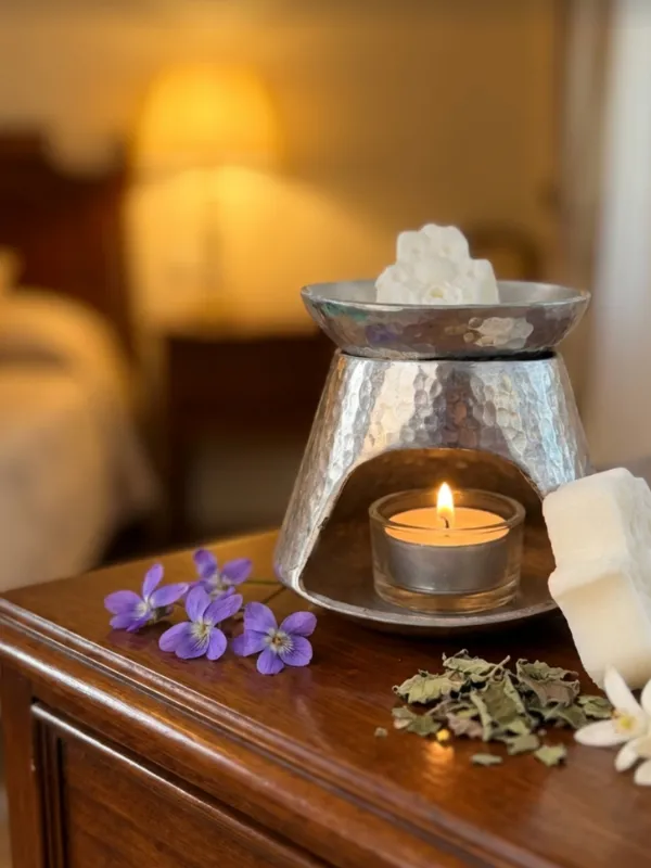 Parfum-solide-Neroli-Patchouli-et-Violette-Minek