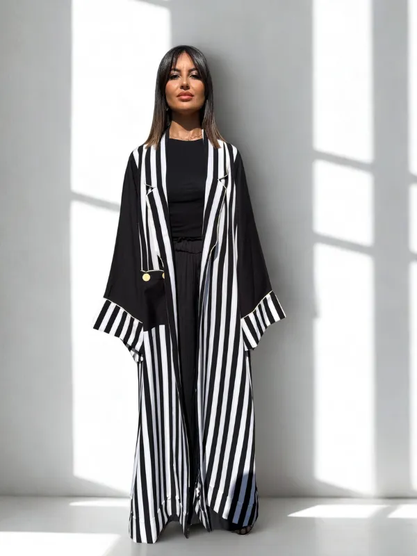 Abaya-black-white-MF07-Hara-Nomade