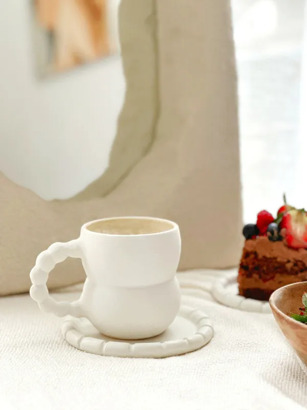 Bubbly-Hand-Set-Mat-Atelier-Milky