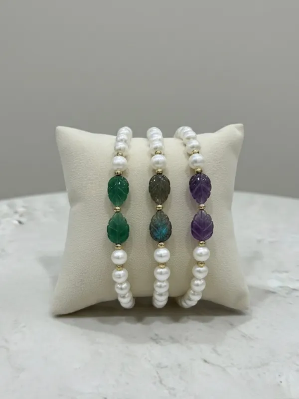 Essence-feminine-Majesty-Jewelry