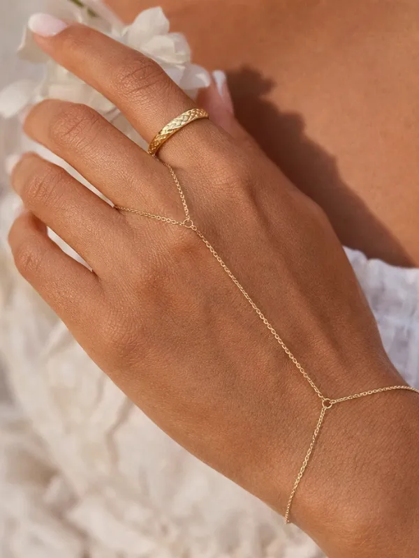 Chaine-de-main-fine-Moroccan-concept