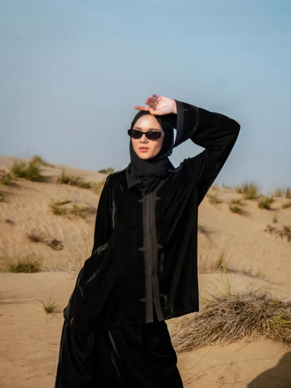 Ensemble-en-Velours-MM-Concept-Wear