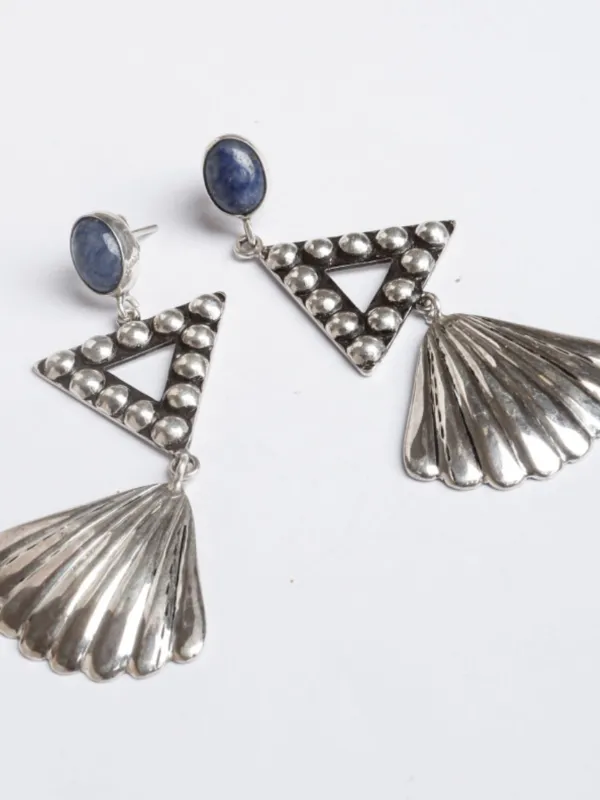 Fibulas-Shells-Earrings-Yelli-jewels