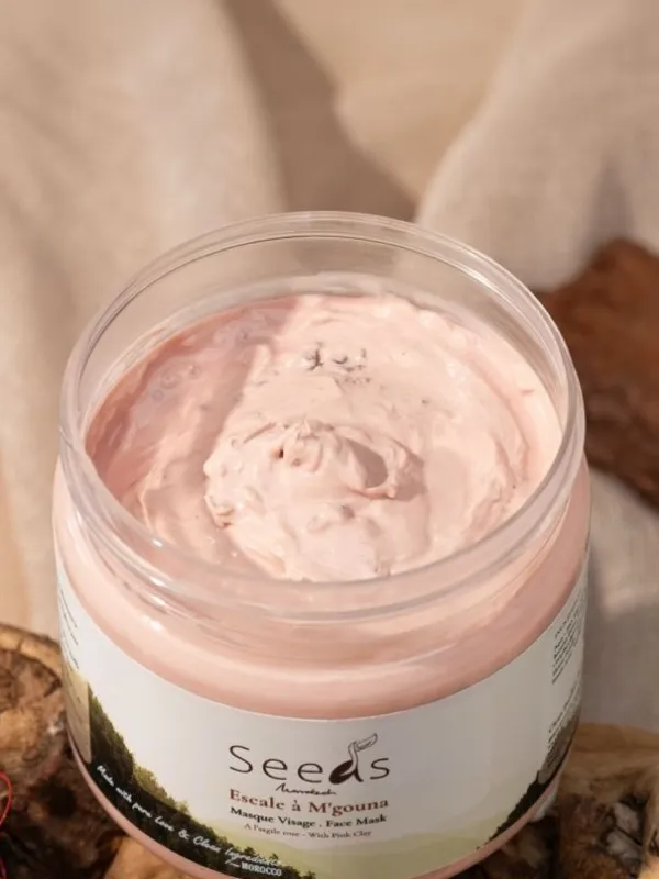 Masque-visage-escale-a-Mgouna-Seeds-a-marrakech