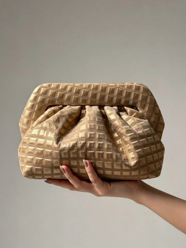 Pochette Doré Lumière ÏRTHY Brand﻿