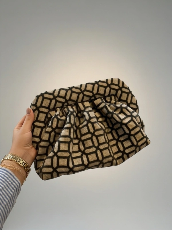 Pochette Graphique Élégance