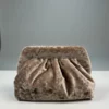 Pochette Velours Plissé Taupe ÏRTHY Brand﻿
