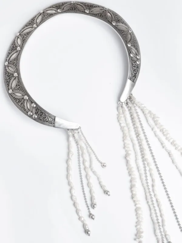 Waterfall-Pearl-Chocker-Yelli-jewels