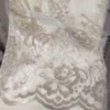 - Djellaba en crêpe fluide et léger d'une teinte printanière, sublimé par un Galon, une Sfifa et des Akkads Hrir et Skelli traditionnels travaillés à la main. Un modèle alliant l’élégance ancestrale et un esprit « Couture » tout en légèreté.