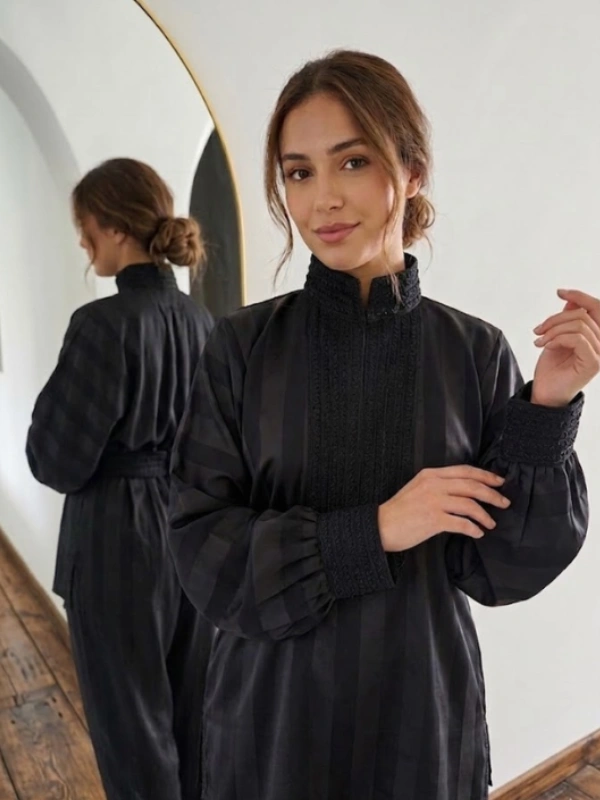 LAYALI AD R&J – Image 9