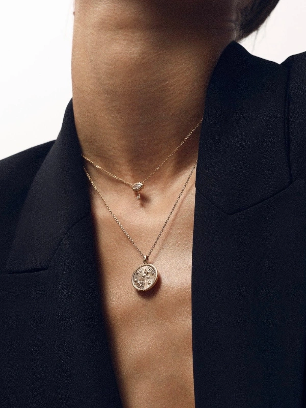 Collier Eye