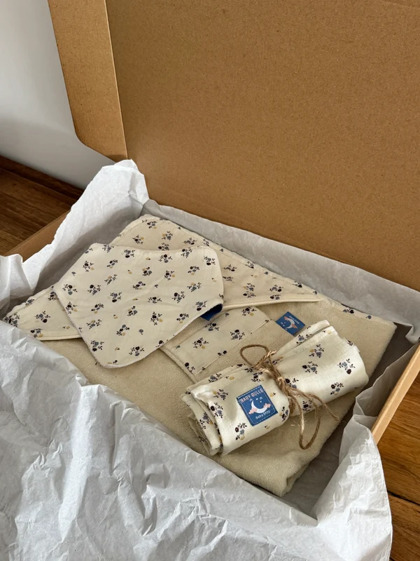 Coffret Naissance- Fleuri unisexe